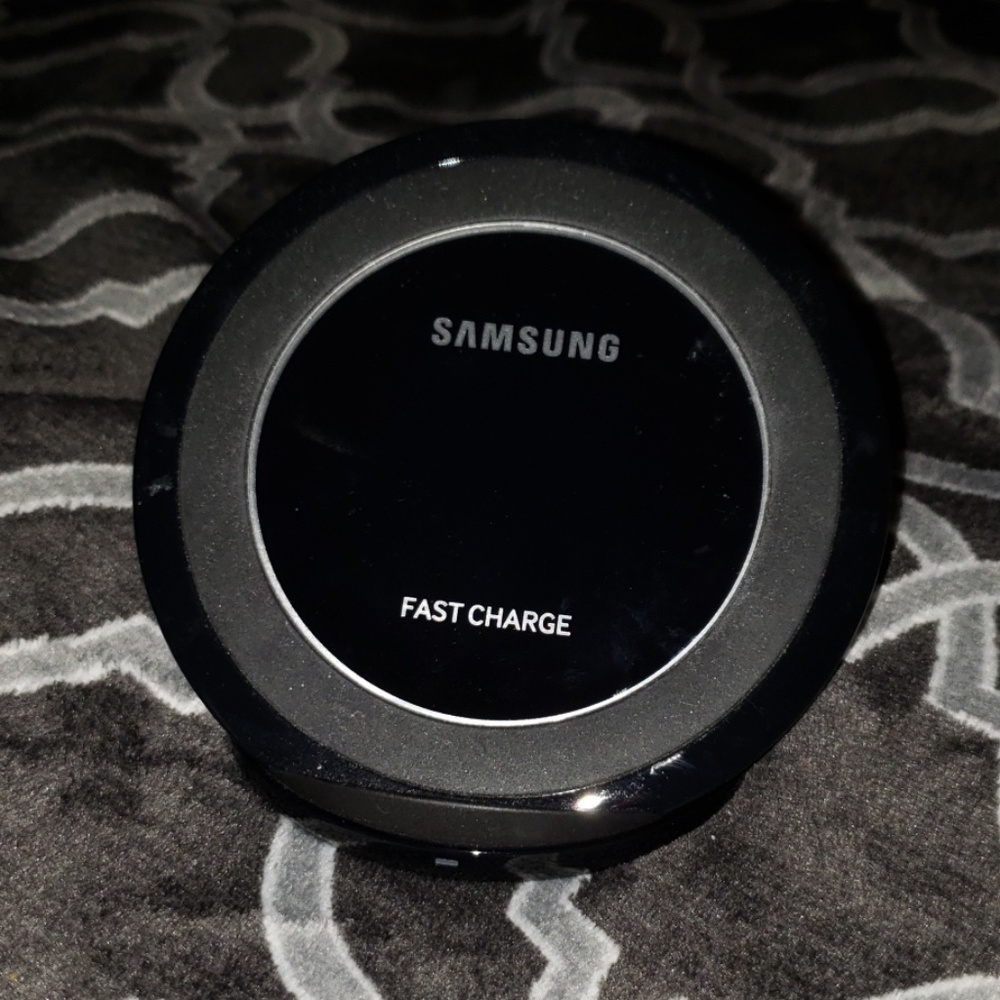 Samsung wireless charger